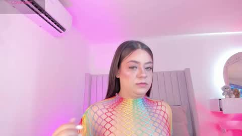 Snapshot of sarah_bonneth chatting on 23, 2, 2026 Sarah Bonneth online show from 23, 2, 2026