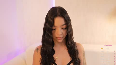       online show from 8, 2, 2025