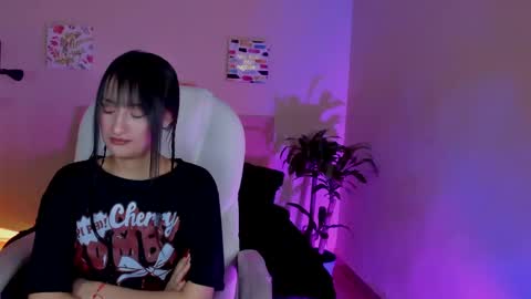 Sarah Ramirez online show from 6, 3, 2025