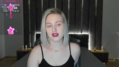 Snapshot of sarah_soul chatting on 8, 1, 2025 Sarah online show from 8, 1, 2025