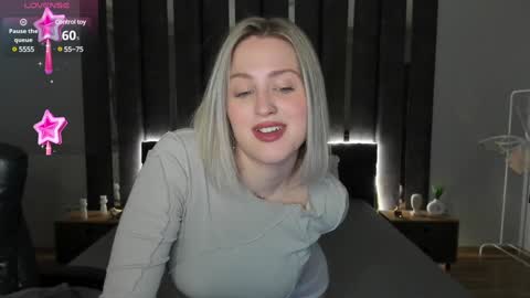 Snapshot of sarah_soul chatting on 24, 1, 2025 Sarah online show from 24, 1, 2025