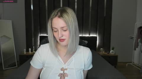 Snapshot of sarah_soul chatting on 5, 2, 2025 Sarah online show from 5, 2, 2025