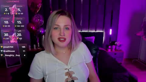 Snapshot of sarah_soul chatting on 6, 3, 2025 Sarah online show from 6, 3, 2025