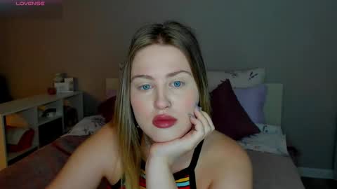 Snapshot of sarah_soul chatting on 30, 9, 2025 Sarah online show from 30, 9, 2025