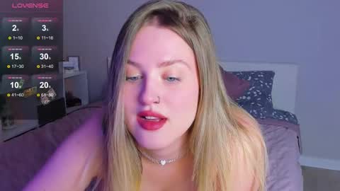 Sarah online show from 6, 11, 2025