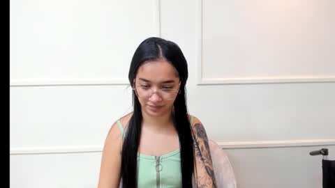 Snapshot of sarah_stone15 chatting on 14, 2, 2026 Sarah online show from 14, 2, 2026