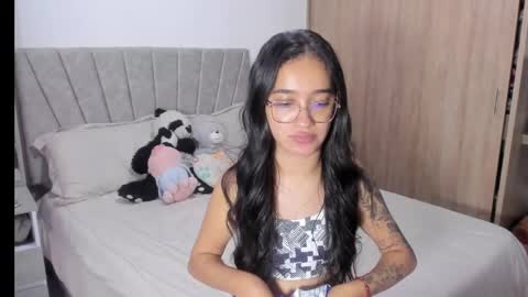 Snapshot of sarah_stone15 chatting on 16, 4, 2026 Sarah online show from 16, 4, 2026