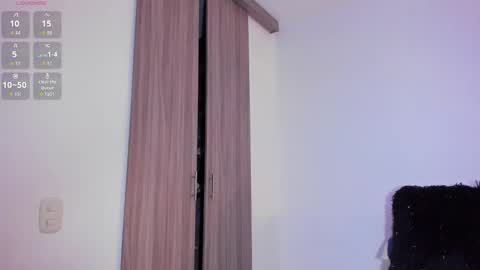 Sarah and Erik online show from 22, 11, 2025