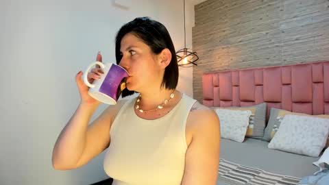 Sarah Deyvis online show from 14, 2, 2025