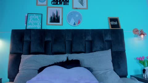 Snapshot of sarahevans__ chatting on 26, 2, 2025 Sarah Evans online show from 26, 2, 2025