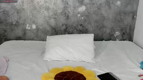 sarahgrant_ online show from 16, 9, 2025