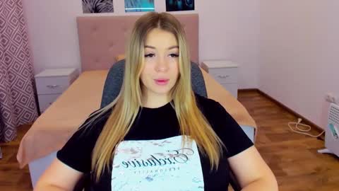 Sarah online show from 16, 12, 2024