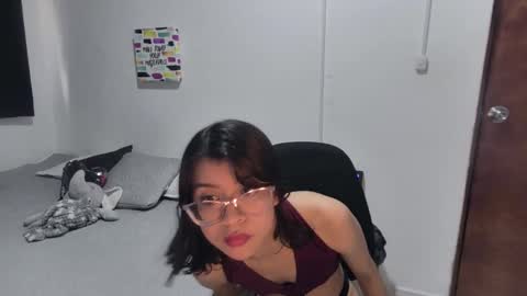 Sarah  online show from 6, 11, 2025