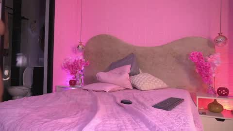 Sara  online show from 31, 5, 2026