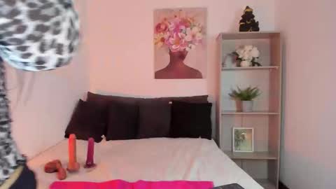 Snapshot of saramilf_69 chatting on 7, 2, 2026 saramilf_69 online show from 7, 2, 2026