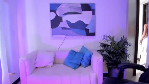 I am Sara  online show from 21, 1, 2025