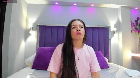 Sara   online show from 18, 9, 2025