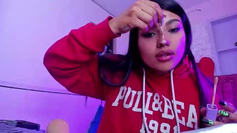 sarastonesx online show from 11, 10, 2025