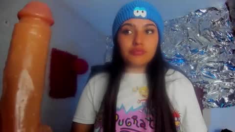 sarastonesx online show from 6, 4, 2026