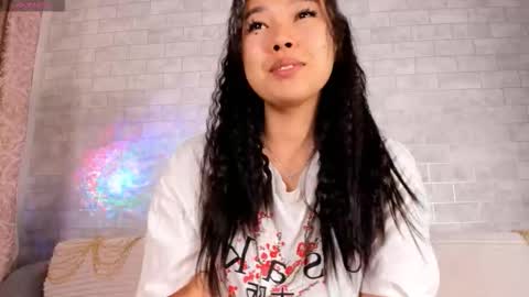 Snapshot of sarasun34 chatting on 4, 10, 2025 Sara online show from 4, 10, 2025