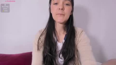 Snapshot of sarasweet_4 chatting on 15, 9, 2025 Sara online show from 15, 9, 2025