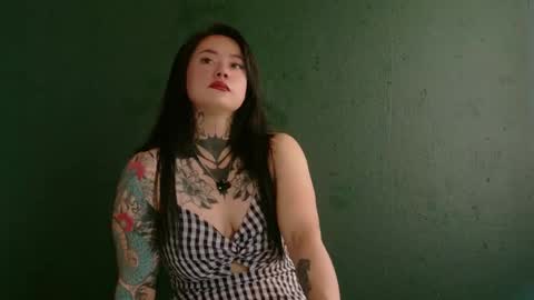 Sara Herrera online show from 13, 4, 2026