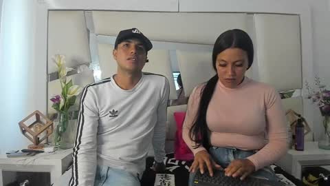 saray_and_smith online show from 20, 1, 2025