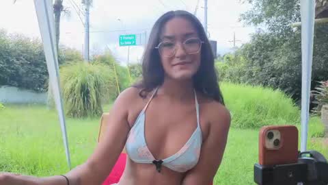 Snapshot of sarazuletaa chatting on 5, 6, 2026 sarazuletaa online show from 5, 6, 2026