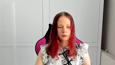 Snapshot of sareenadark_ chatting on 30, 6, 2026 Hinata online show from 30, 6, 2026