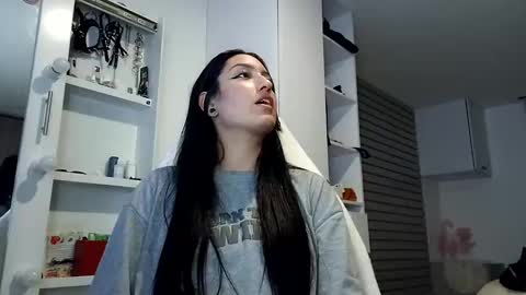 Snapshot of sasha_baby69 chatting on 10, 3, 2025 yesica online show from 10, 3, 2025