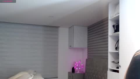 Snapshot of sasha_baby69 chatting on 28, 9, 2025 yesica online show from 28, 9, 2025