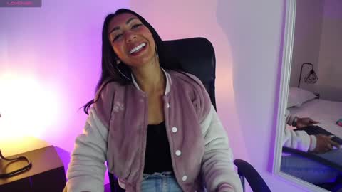 Sasha Brattz online show from 7, 1, 2025