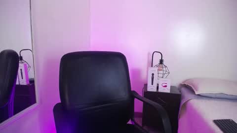 Sasha Brattz online show from 17, 9, 2025