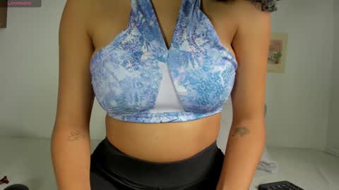 sasha_collinns online show from 28, 2, 2025