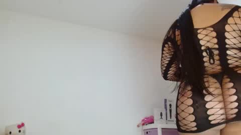 Snapshot of sasha_creamy chatting on 29, 5, 2026 Sasha Creamy online show from 29, 5, 2026