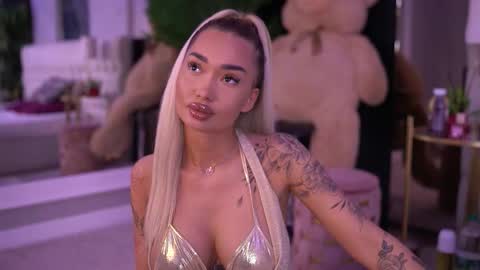 Dennise online show from 11, 9, 2025