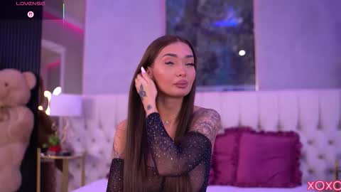 Dennise online show from 26, 9, 2025