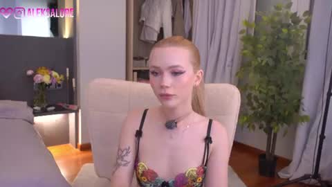 Snapshot of sashalore chatting on 18, 6, 2026 sashalore online show from 18, 6, 2026