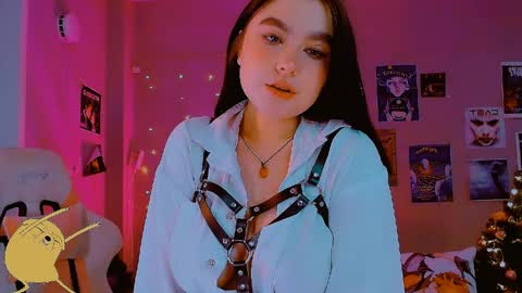 Snapshot of sashasoyyyy chatting on 6, 5, 2026 Sashasoy online show from 6, 5, 2026