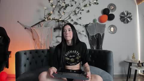 SASHA  online show from 13, 10, 2025
