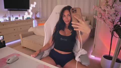 Snapshot of sashawest_official chatting on 3, 8, 2026 sashawest_official online show from 3, 8, 2026