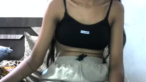 SASHAYESS online show from 16, 7, 2026