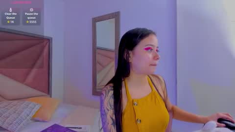 saskiagrendel online show from 10, 2, 2026