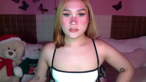 Snapshot of sassy_sarah19 chatting on 31, 12, 2024 Sarah Drews Super model online show from 31, 12, 2024