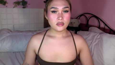 Snapshot of sassy_sarah19 chatting on 5, 2, 2025 Sarah Drews Super model online show from 5, 2, 2025