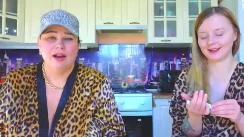 sassy_seasons online show from 12, 2, 2025