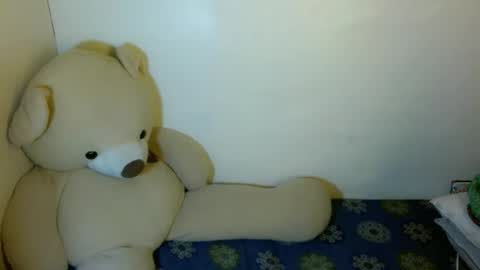 sassy_tinaxx online show from 9, 6, 2026
