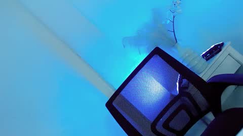 Kylie Wilson online show from 13, 2, 2025