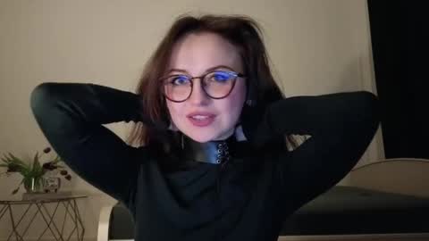 Lori online show from 19, 4, 2026