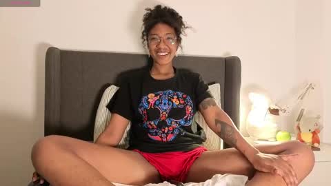 saturno_vibes online show from 16, 4, 2026